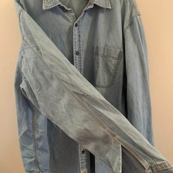 Levi Strauss signature 100% (denim style) long sleeve button up size XXL. - Picture 3 of 6